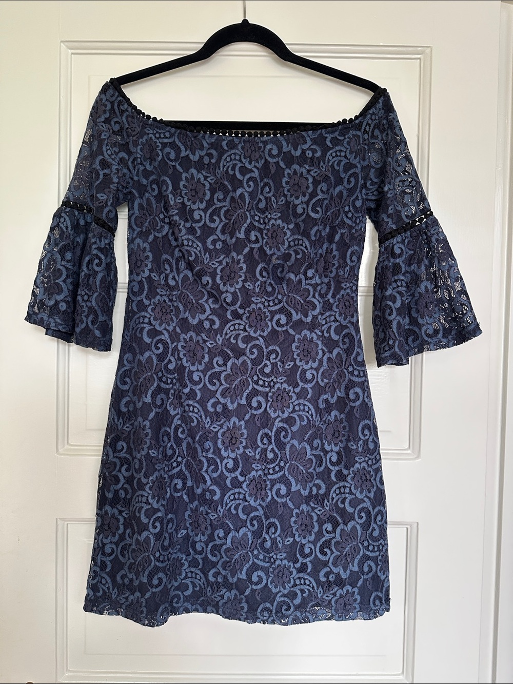 BB Dakota Navy Blue Strapless Lace Dress with Bell Sleeves